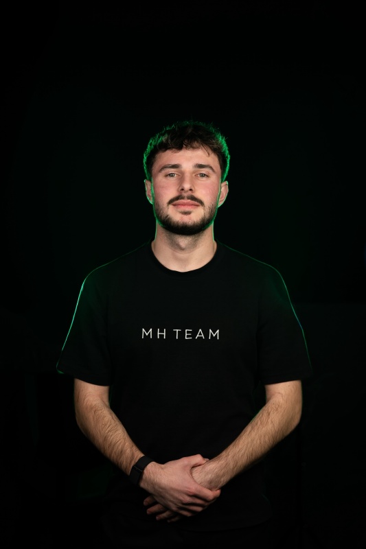 Олександр